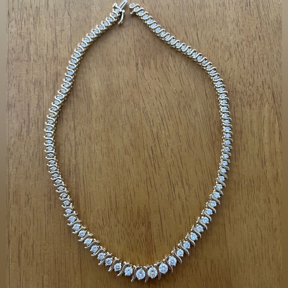 Lady’s 14 Karat Tennis Necklace
